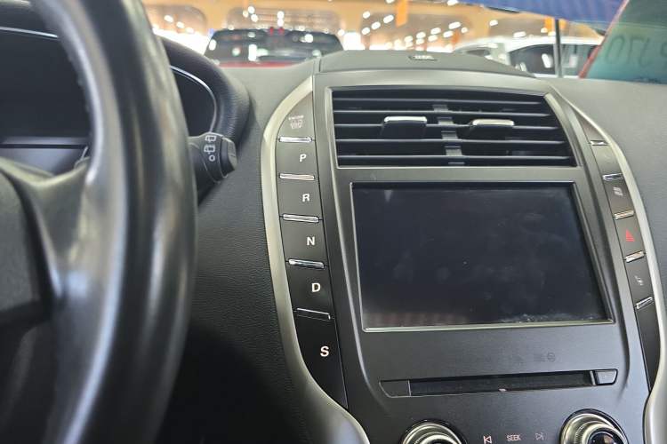 Used Lincoln MKC 2019 2.0T Two-Wheel Drive Zunya Version China VI Standard