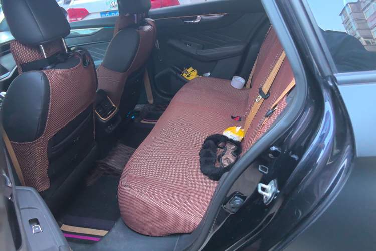 Used Dongfeng Aeolus Yixuan MAX 2021 1.5T Dark Night Holy Light Edition (Hybrid)
