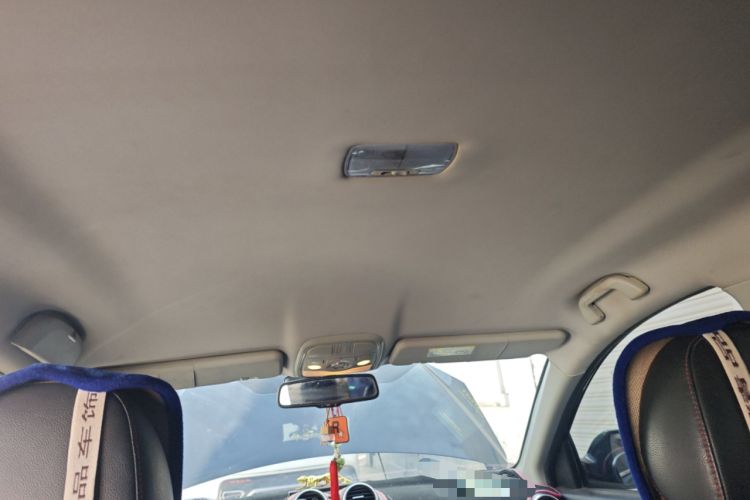 Used Haval H6 2013 Upgraded Model 2.4L Automatic Two-Wheel Drive Elite Version Headliner