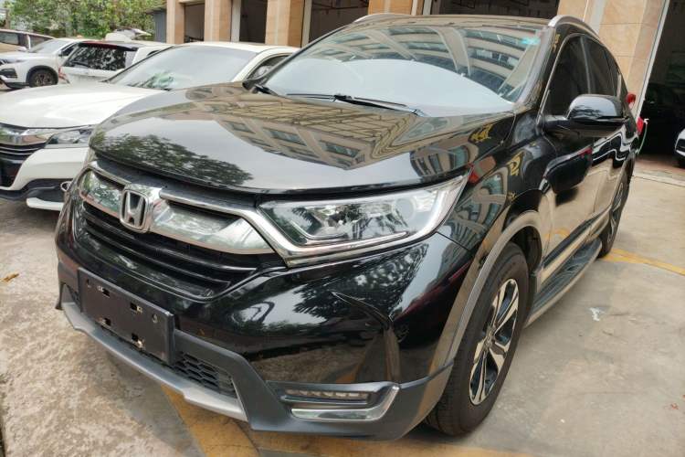 Used Honda CR-V 2017 240TURBO CVT Front-Wheel Drive Fashion Edition