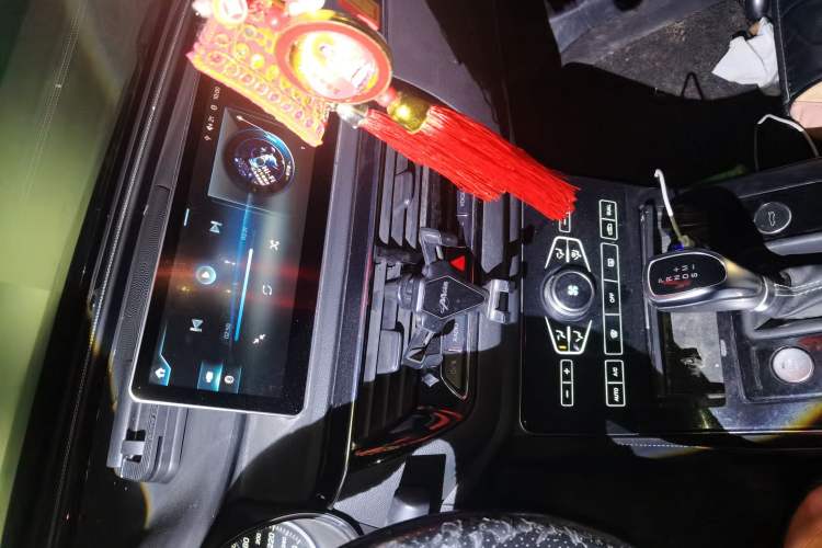 Used Hongqi H5 2019 30TD Dynamic Edition
