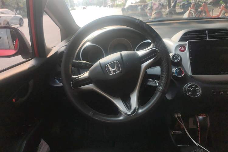 Used Honda Fit 2008 1.3L automatic comfort version Steering Wheel