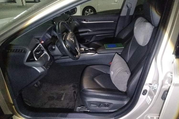 Used Toyota Camry 2023 2.5G Luxury Edition