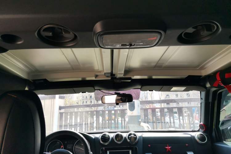 Used BAIC Off-Road BJ40 2016 40L 2.3T Automatic All-Wheel Drive Premium Edition Headliner