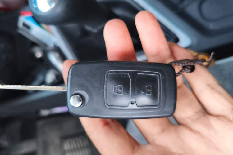 Used CHANGAN KAICHENG Ruixing M60 2023 1.5L GDI Elite-Class Passenger Vehicle 6/7 Seats
