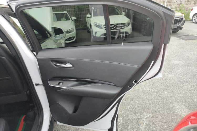 Used Cadillac XT4 2022 28T Two-Wheel Drive Fashion Edition