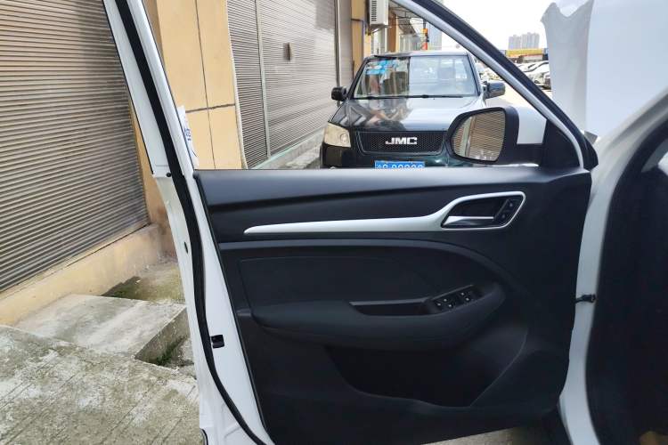 Used MG ZS 2018 1.5L Manual Comfort Edition China V Standard