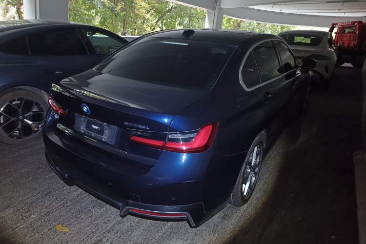 Used BMW i3 2022 eDrive 35 L
