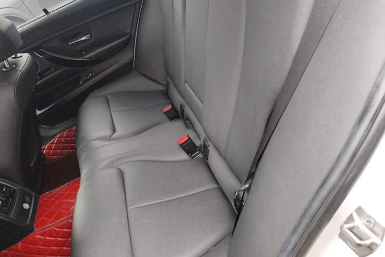 Used BMW 3 Series 2017 320Li M Sport Edition Left Rear Seat
