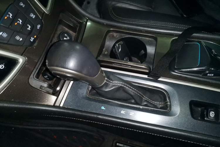 Used Buick LaCrosse 2013 2.0T SIDI Smart Luxury Flagship Edition Gear Lever