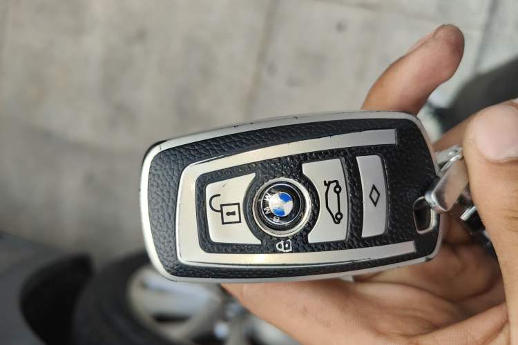 Used BMW X3 2013 Facelifted xDrive20i Luxury Edition Vehicle Key