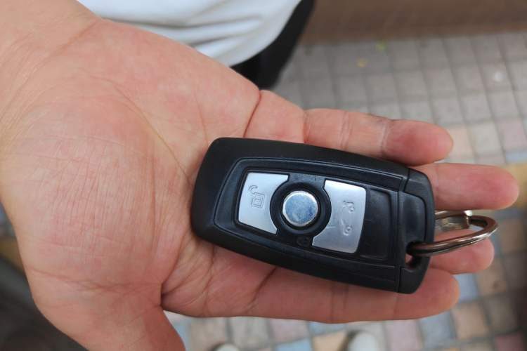 Used BMW 3 Series 2016 320i Fashion Model
