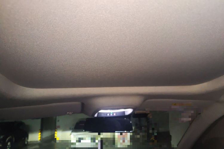 Used Chevrolet Trax 2019 Redline 335T CVT Top-Tier Model China VI Standard Headliner