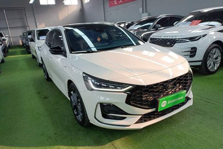 Used Ford Focus 2022 Hatchback EcoBoost 180 Automatic ST Line
