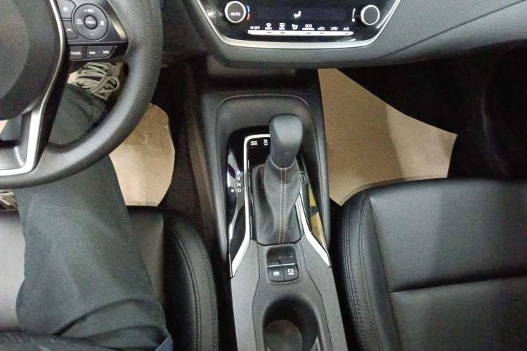 Used Toyota Levin 2023 Smart Electric Hybrid Dual-Engine 1.8L Leading Edition