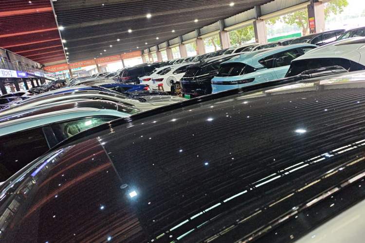 Used XPeng G9 2022 570 Max Roof