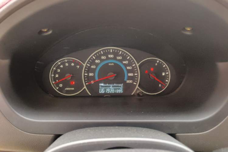 Used Wuling Rongguang V 2015 1.5L Standard Version Instrument Cluster