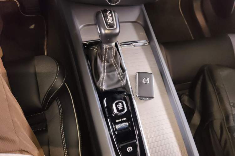 Used Volvo XC60 2020 T5 4x4 Smart & Dynamic Sport Edition