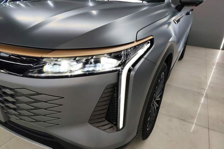 Used EXEED Stellar 2023 400T Two-Wheel Drive Comfort Flyfish Edition