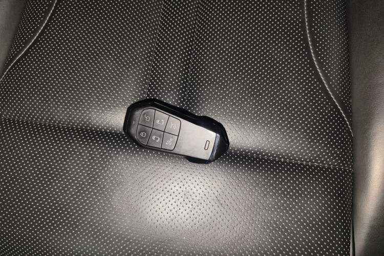 Used XPeng X9 2024 702 Ultra-Long Range Max