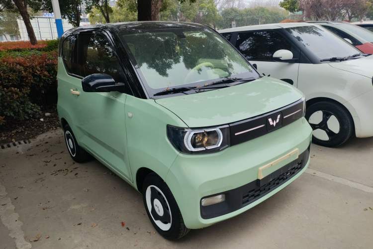 Used Wuling Hongguang MINIEV 2022 Macaron Premium Model – Lithium Iron Phosphate