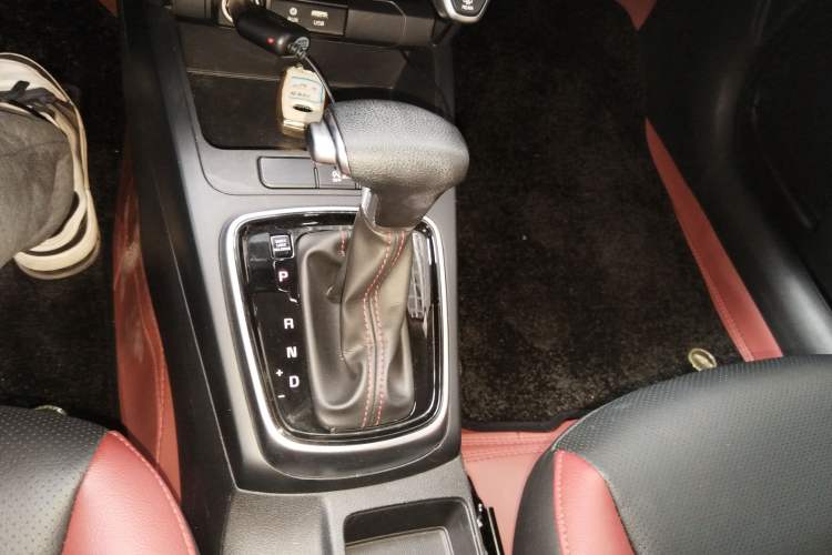 Used Kia KX Cross 2018 1.6L Automatic Dynamic Sunroof Version