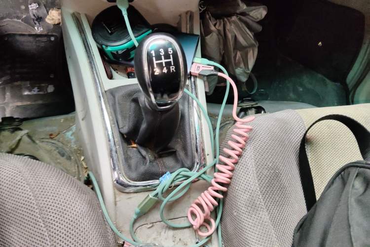 Used Jinbei New Hiace X30L 2021 1.5L Business Central Air-Conditioned Coach China VI Standard SWC15M Gear Lever