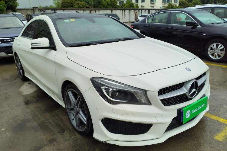 Used Mercedes-Benz CLA 2016 CLA 220 4MATIC Front Right 45 Deg