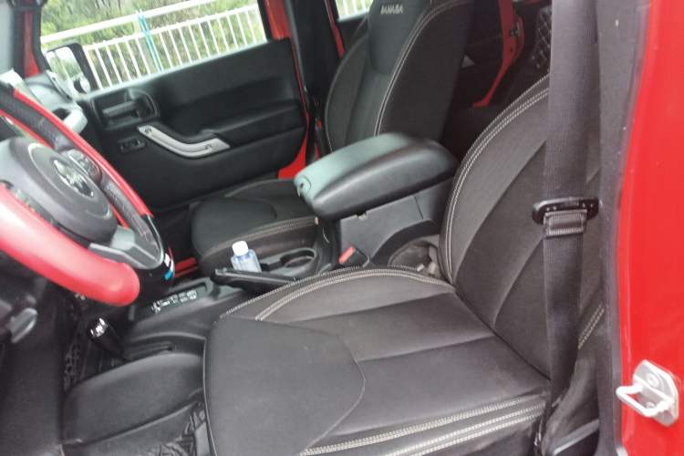 Used Jeep Wrangler 2015 2.8TD Sahara Four-Door Comfort Edition