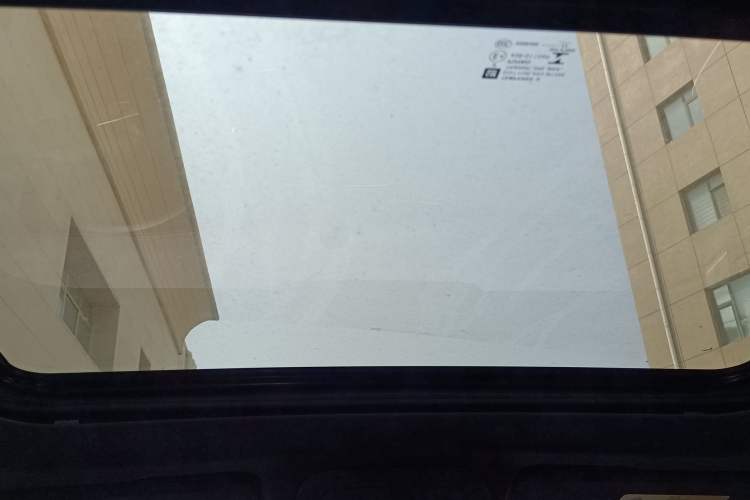 Used Cadillac XT4 2022 28T Two-Wheel Drive Prestige Version Headliner