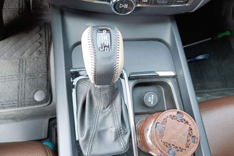 Used Volvo XC60 2019 T5 4x4 Smart Edition China V Standard