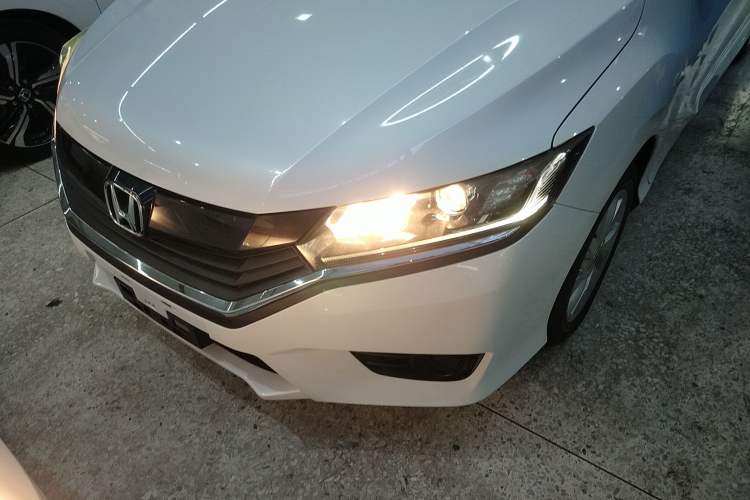 Used Honda Greiz 2016 1.5L CVT Classic Edition
