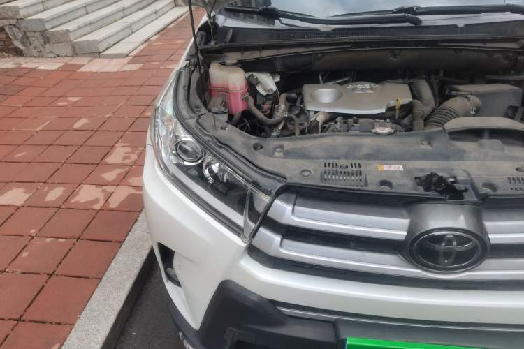 Used Toyota Highlander 2018 2.0T Four-Wheel Drive Luxury Edition 7 Seats China V Emission Standard