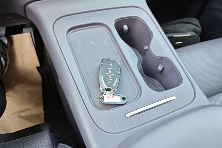 Used Leapmotor C16 2024 Range-Extended 200 Luxury Edition Interior 1