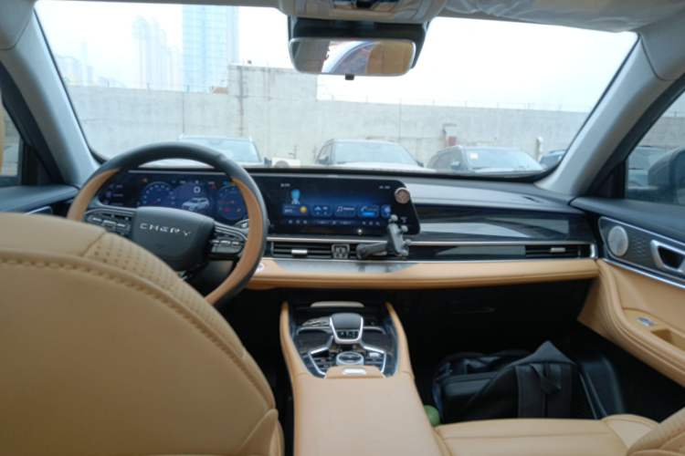 Used Chery Tiggo 8 PRO 2024 Champion Edition 390T Two-Wheel Drive Peak Version 5 Seats