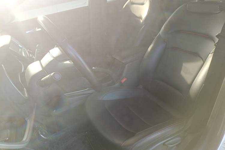 Used Chevrolet Monza 2019 RS 330T Automatic Comfort Edition China VI Standard Left Front Seat