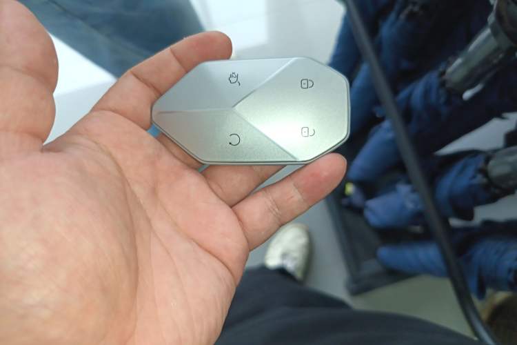 Used Formula Leopard Titanium 3 2025 501 km All-Wheel Drive Intelligent Driving Max Edition Interior 1