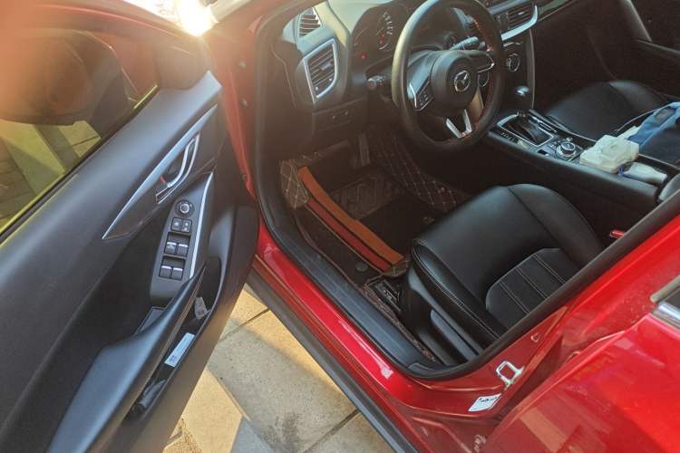 Used Mazda CX-4 2018 2.0L Automatic Two-Wheel Drive Blue Sky Dynamic Version China VI Standard