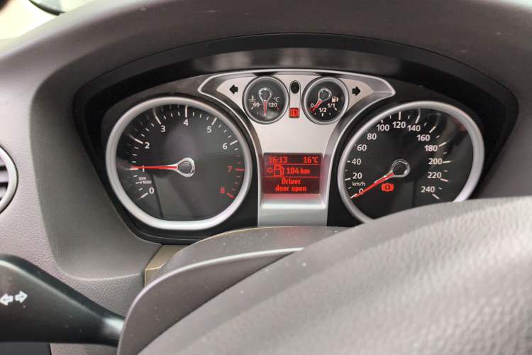 Used Ford Focus 2011 Sedan 1.8L Manual Comfort Model