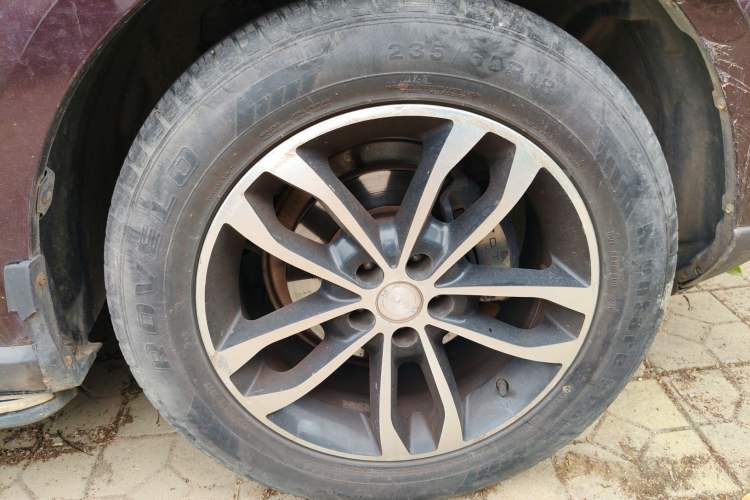 Used Zotye T600 2016 2.0T DCT Prestige Edition Right Front Wheel Hub