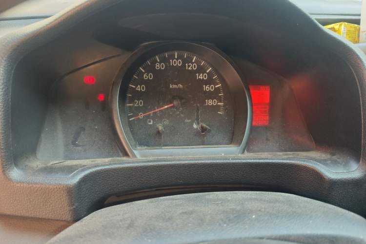 Used Nissan NV200 2013 1.6L Luxury Model China IV Standard Instrument Cluster