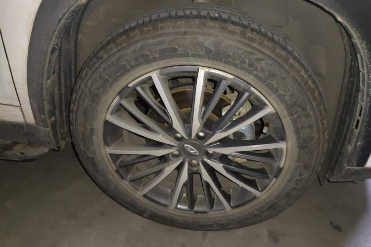 Used Chery Tiggo 8 PLUS 2022 290TGDI DCT Haoting Edition Right Front Wheel Hub
