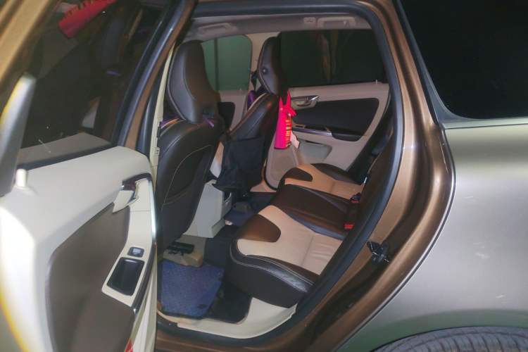 Used Volvo XC60 2012 T5 Zhiya Edition
