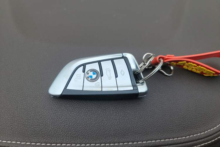 Used BMW 5 Series New Energy 2020 Mileage Upgrade Version 530Le Pioneer Edition