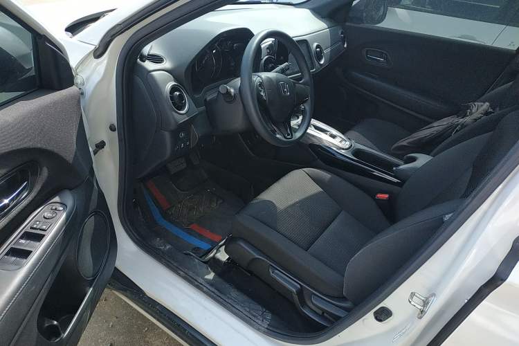 Used Honda XR-V 2021 220TURBO CVT Comfort Version Left Front Seat