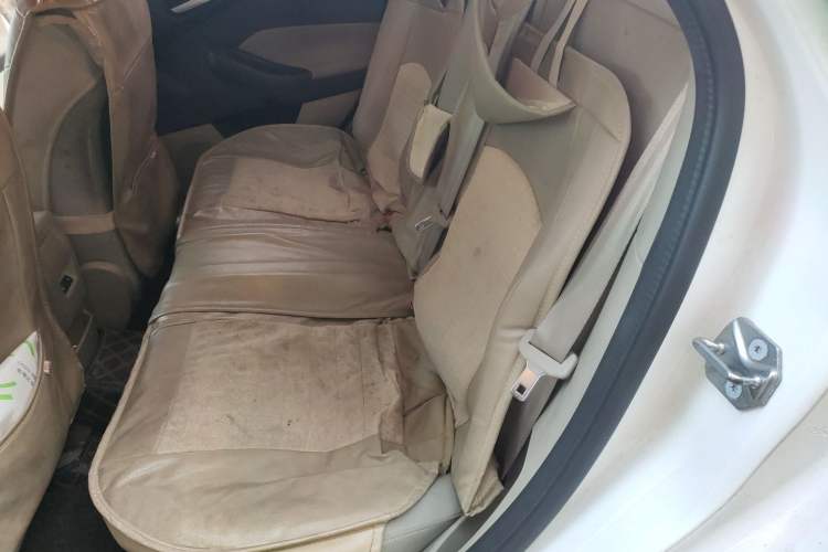 Used Ford Focus 2015 Sedan 1.6L Automatic Comfort Model
