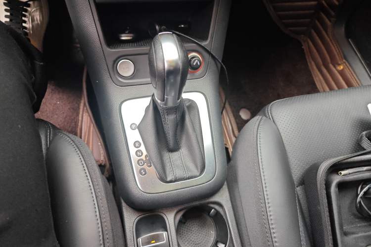 Used Volkswagen Tiguan 2015 1.8TSI Automatic Two-Wheel Drive Luxury Model