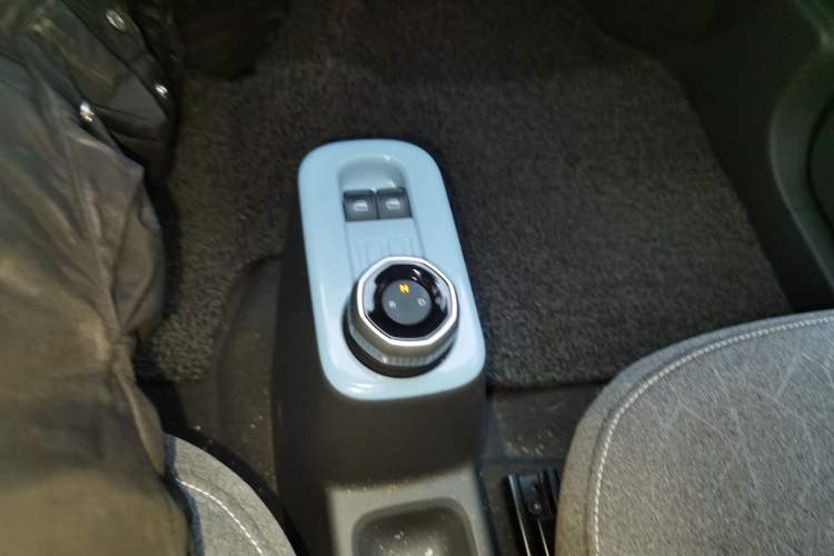 Used Geely Galaxy Panda 2024 Panda Mini 200km Endurance Bear