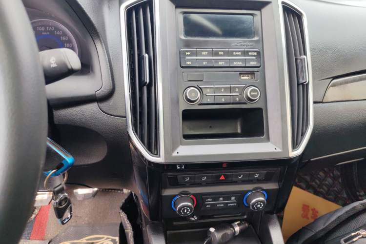 Used Zotye Z360 2017 1.5L Manual Luxury Model
