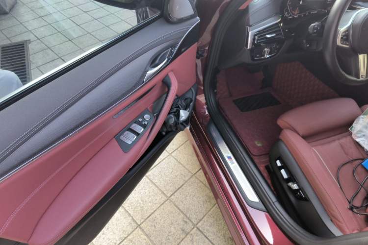 Used BMW 5 Series 2021 530Li Luxury Edition M Sport Package